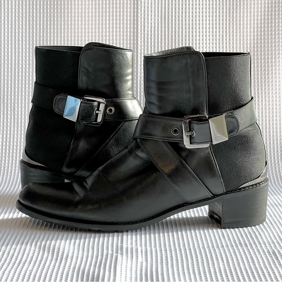Stuart Weitzman / Pull-On, Chelsea Ankle Boots / Women’s Size 9 - Picture 5 of 12